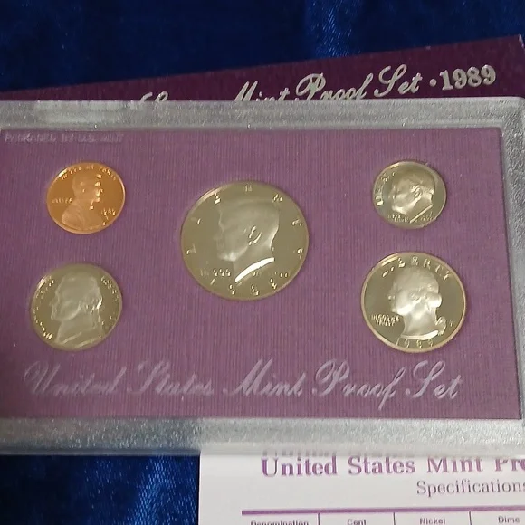 1988 & 1989 United States Proof Sets - Picture 5 of 9
